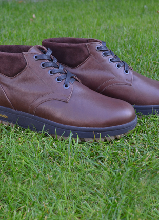 Шкіряні чоловічі черевики в коричневому кольорі