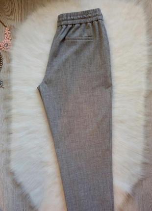 Серые плотные штаны брюки джоггеры на резинке карманами на молнии с подворотами f&f5 фото