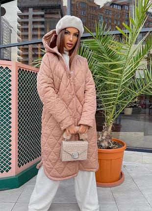 Зимове стьобане пальто. жіноче пальто. пальто під пояс.