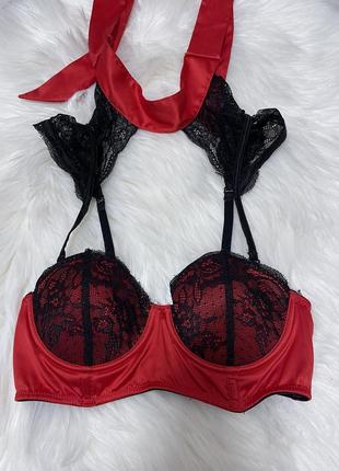 Шикарний бюстгальтер