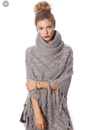 Вязаное пончо с бахромой love knitwear