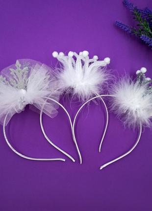 Новогодний обруч корона белый для девочки с пухом, детский ободок со снежинкой на новый год с фатином