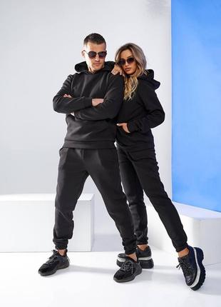Парні спортивні костюми