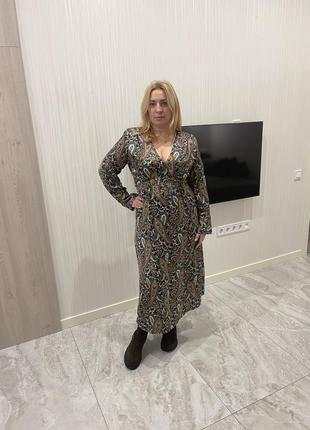 Стильне плаття zara