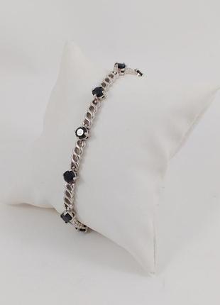 Браслет серебряный с сапфиром