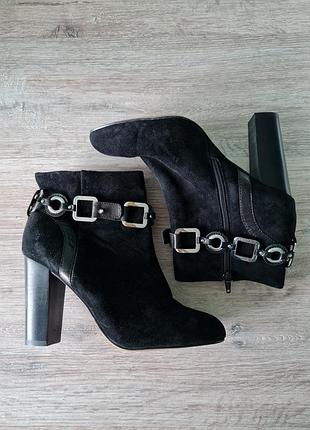 Черевики напівчоботи ботильйони замшеві шкіряні andre