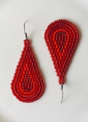 Червоні бісерні сережки у формі краплі, новорічні сережки з бісеру