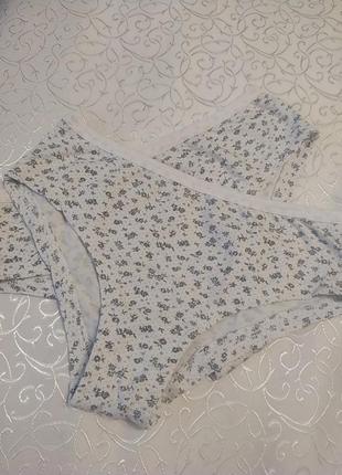 Новые подростковые трусики xs,две шт.