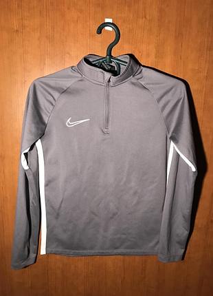 Продам кофту nike