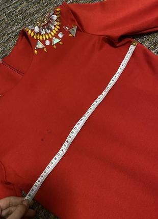 Ярком красное платье со стразами камнями на плечах нарядное тёплое s m7 фото