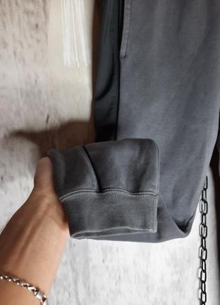 Крутые оригинальные мужские серые спортивные штаны nike nsw6 фото