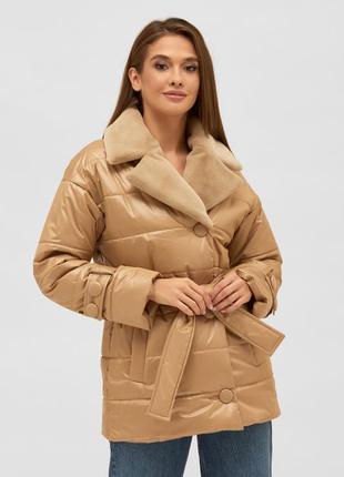 Стильна зимова куртка з поясом