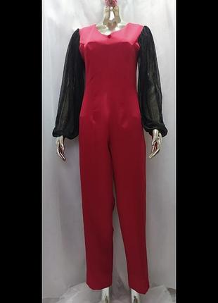Еффектный женский комбинезон