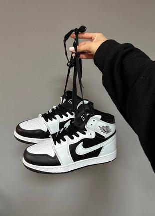 Зимові кросівки nike air jordan 1 high white black