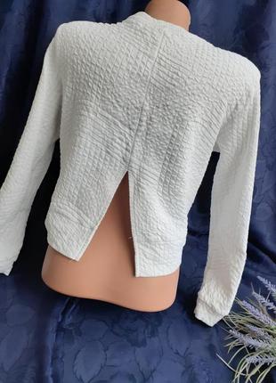 Свитшот perf sweatshirt укороченная гофрированная кофта лонгслив с рукавами спортивная божья коровка с разрезом на спине2 фото