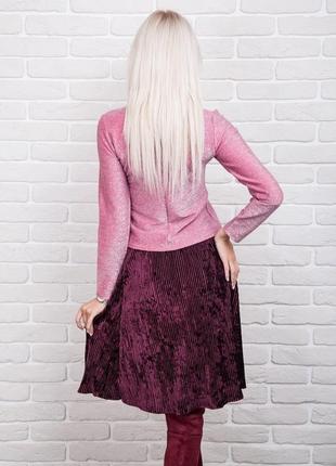 Костюм: велюрова юбка плиссе / плиссированная и кофта / гольф с люрексом розовая / бордовая3 фото