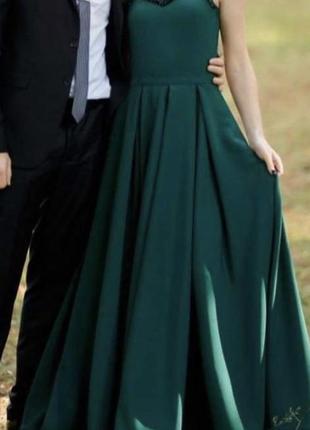 Вечірня сукня темно-зеленого кольору3 фото