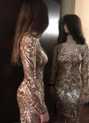 Вечернее платье из сетки расшито золотыми  пайетками2 фото