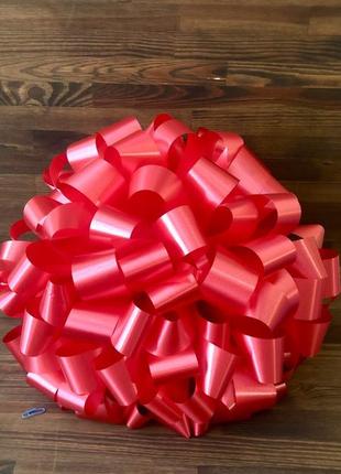 Бант подарочный пышный красный (диаметр 40 см) на клеевой основе