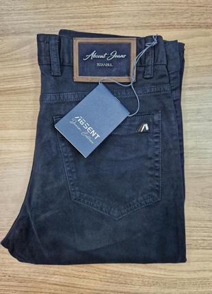 Джинсы мужские (средних размеров)