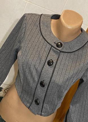 Пиджак топ укорочённый женский серый стильный3 фото
