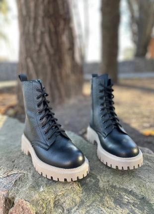 Ботинки боты ботиночки высокие с беж подошвой натуральна шкіра кожа зимние черевики 15861 фото