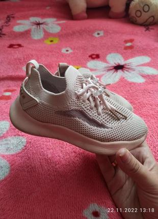 Кросівки для дівчинки
