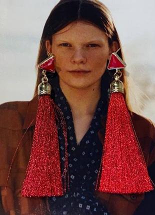 Елегантні сережки жіночі пензлики червоного кольору6 фото