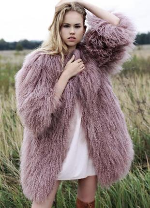 Шуба из натурального меха ламы furfurza