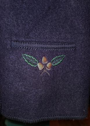 Шерстяная тёплая кофта кардиган женский жакет пиджак в бохо этно баварском стиле с карманами накладными вышивка дубовый лист жёлудь косы alpine5 фото
