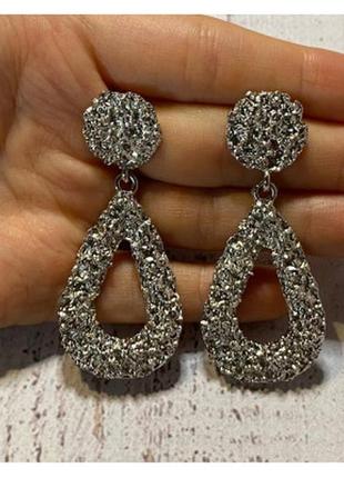Сережки краплі жіночі (біжутерія) oxa об'ємні silver3 фото
