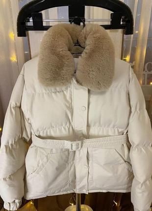 Продам пуховик.