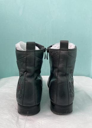 Чоботи carnaby
