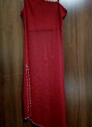 Червоний пеньюар
