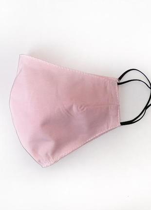 Стильная однотонная защитная розовая маска для девушек и женщин  с резинкой1 фото