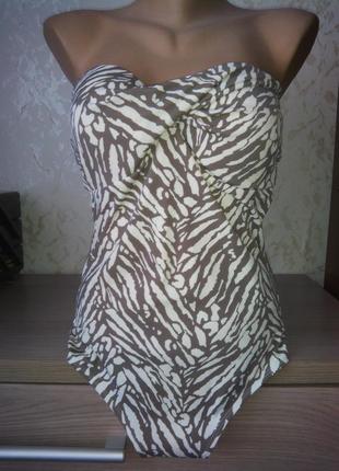 Слитный купальник