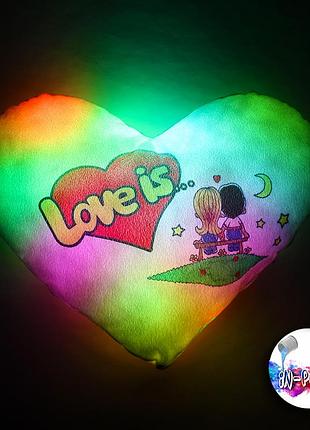 Подушка, що світиться - нічник у вигляді серця "love is". подушка з led підсвічуванням. плюш / габардін