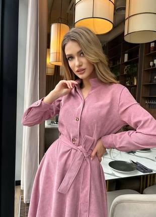 Стильна вельветова сукня міді