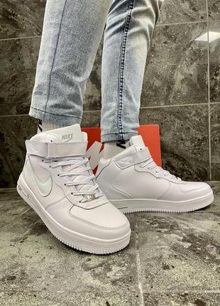 Шикарные зимние кроссовки nike air force tm winter белые с мехом