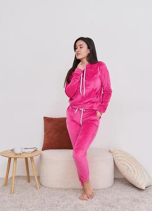 Прогулянковий костюм