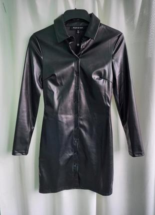 Сукня-рубашка з екошкіри