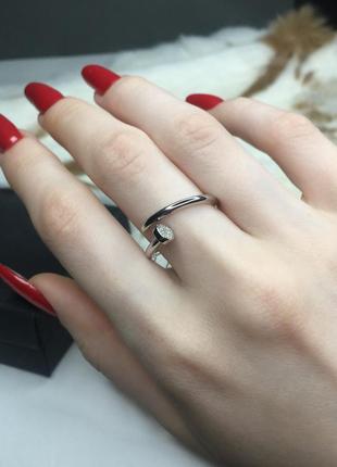 Серебряное кольцо колечко закрученный гвоздь гвозди картье с камнями камни камешки серебро проба 925 новое с биркой италия