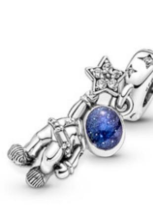 Сереьрянный шарм космонавт pandora
