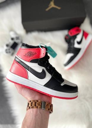 Жіночі кросівки nike air jordan 1 retro mid зима / smb