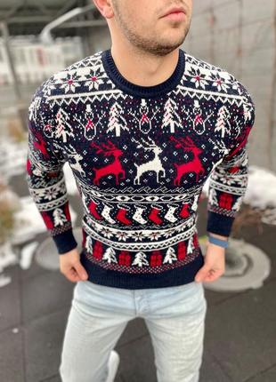 Мужской новогодний свитер с оленями3 фото