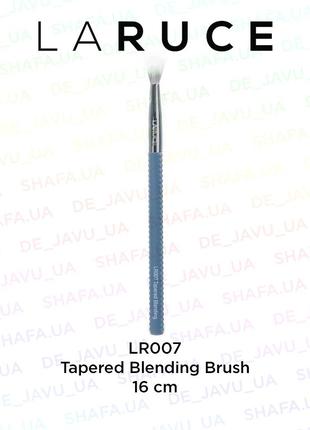 Кисть для конусообразного нанесения laruce lr007 tapered blending brush