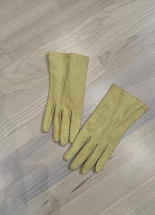 Красиві шкіряні рукавички1 фото