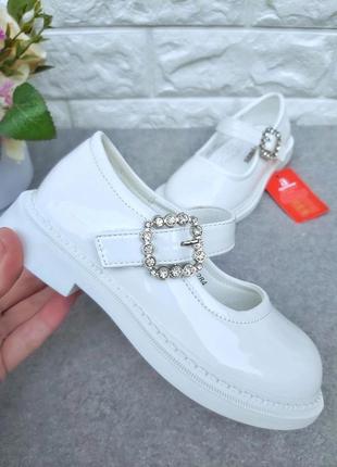 Красивые белые туфли apawwa4 фото