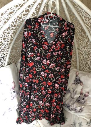 Сукня-сорочка з квітами