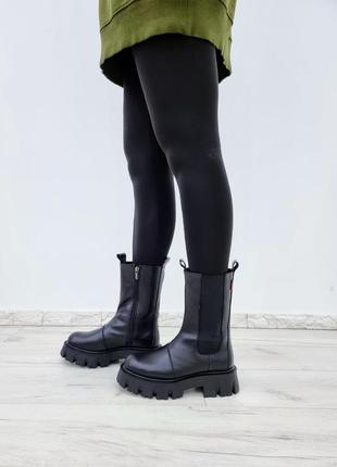 Зимние кожаные массивные женские ботинки челси с мехом натуральная кожа популярные сапоги зима3 фото